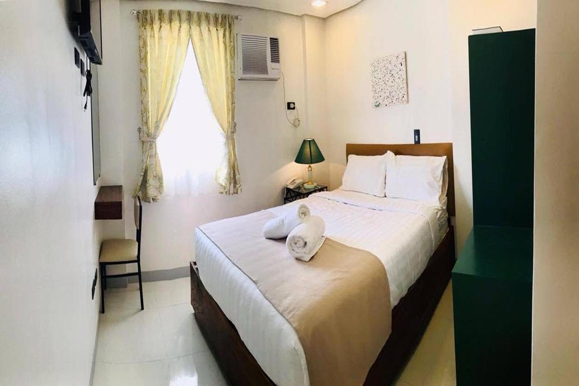 Belltower CSheLi Suites Vigan Buitenkant foto