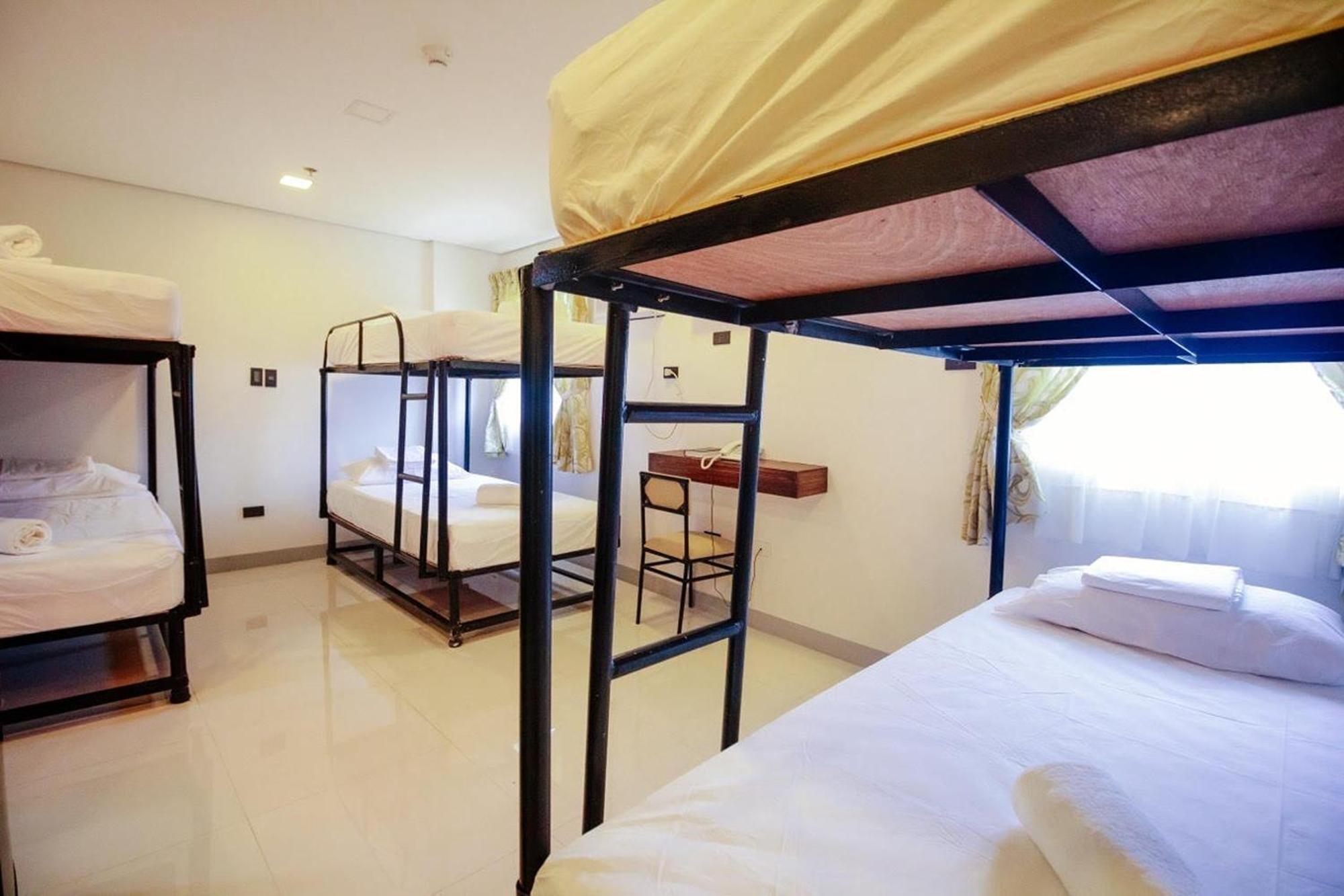 Belltower CSheLi Suites Vigan Buitenkant foto